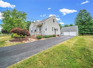 649 Bishop Rd, Highland Heights, OH 44143