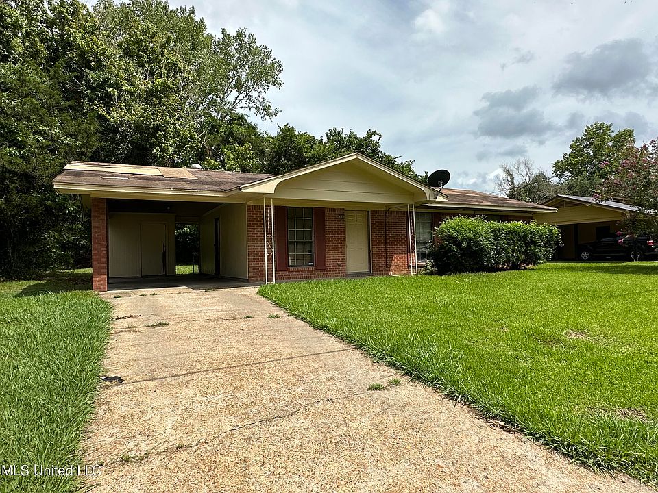 1st image of 204 Belva Dr