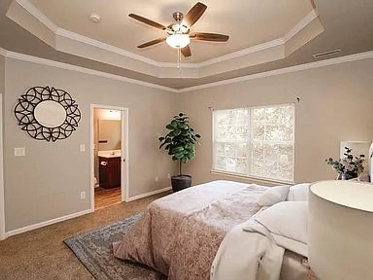 461 Revolution Ln — Photo 8