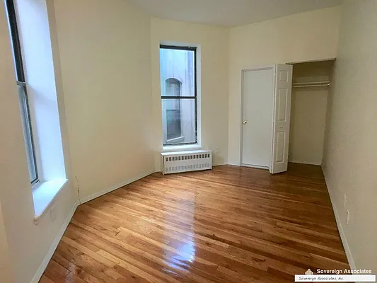 Rented by Sovereign Associates | media 9