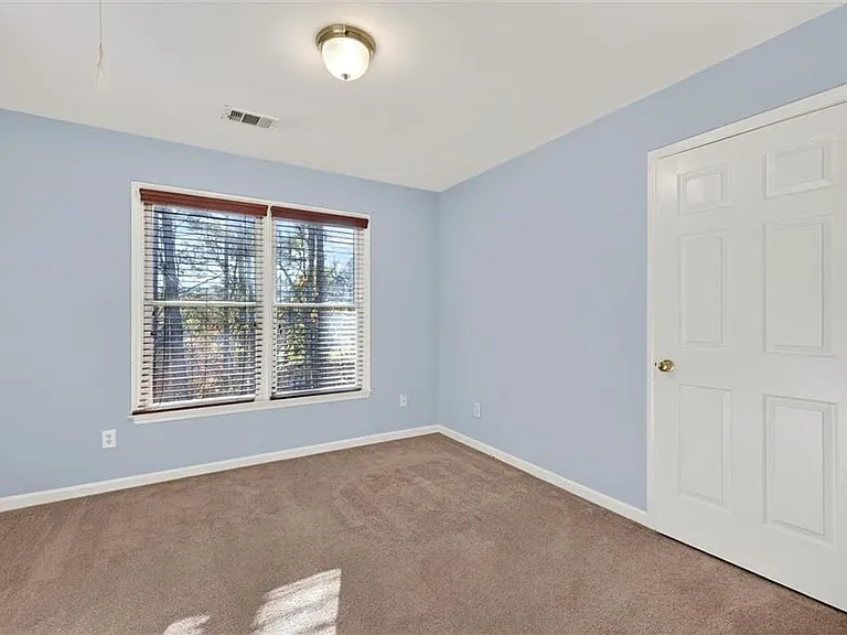 3378 Willbrooke Ct — Photo 14