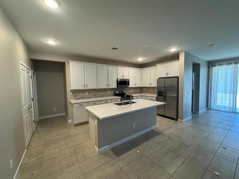 17016 W Cavedale Dr — Photo 2