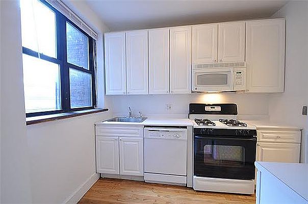 1st image of 3755 77th St APT 2d
