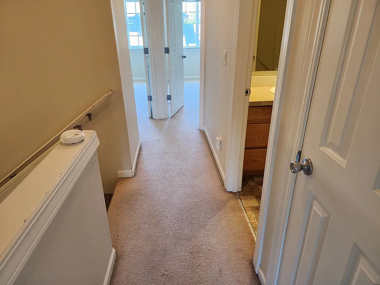 1838 Alder Dr NE — Photo 7
