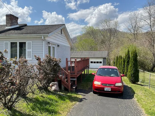 1931 Chestoa Pike, Erwin, TN 37650