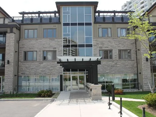 570 Lolita Gdns #424, Mississauga, ON L5A 0A1