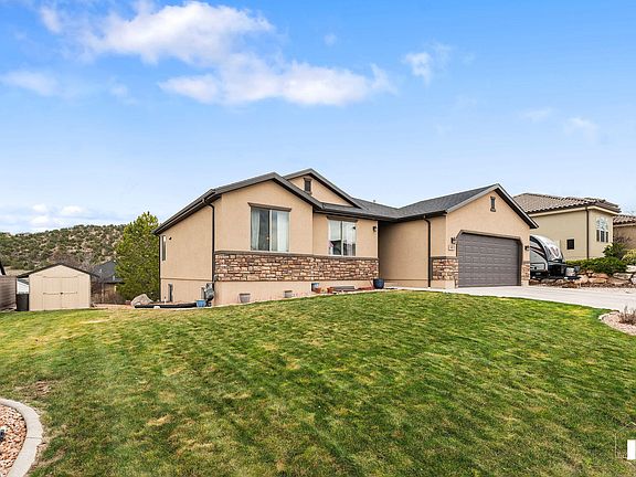 2nd image of 63 S Marble Canyon Dr