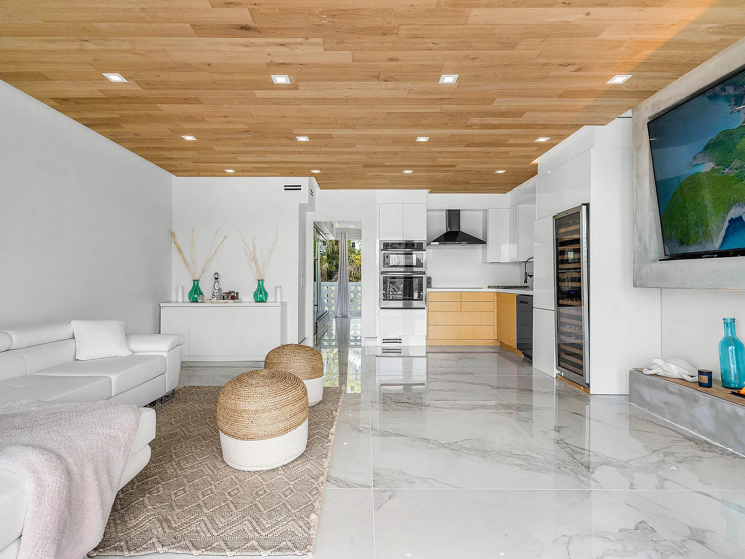 1 bed, 1.0 bath, 535 sqft, $3,500 — Photo 3