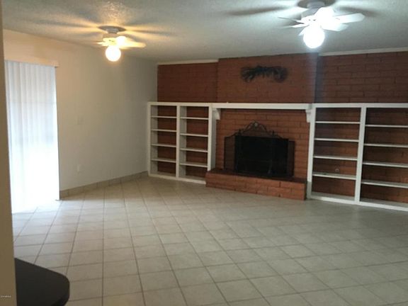 2nd image of 2924 W Sunnyside Dr