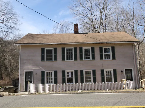 274 Lyons Plain Road, Weston, CT 06883