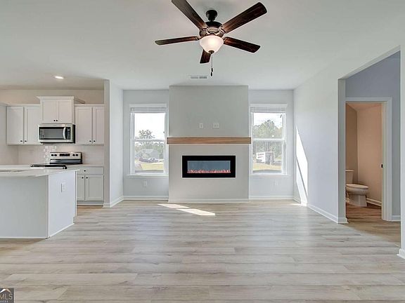 7th image of this home