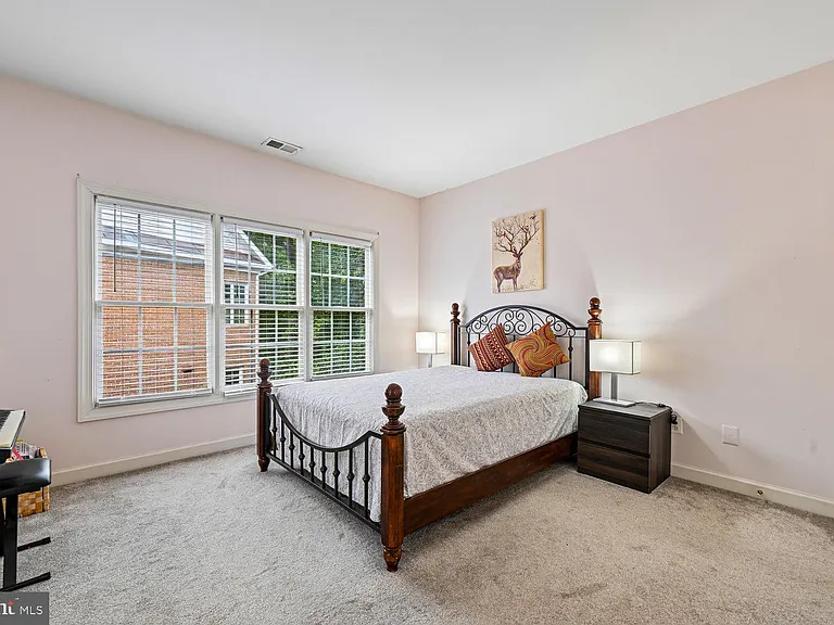 2375 Jawed Pl — Photo 18
