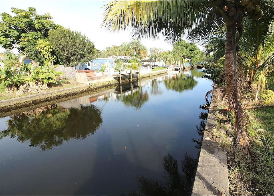 1st image of 501 SW 12th St