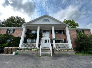 1014 Spaight St APT 8, Madison, WI 53703