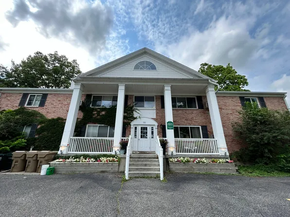 1014 Spaight St APT 8, Madison, WI 53703