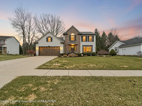 12441 Oakland Hills Dr, Dewitt, MI 48820