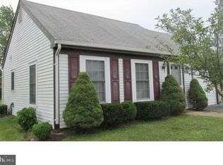 29 Chatham Pl, Southampton, NJ 08088