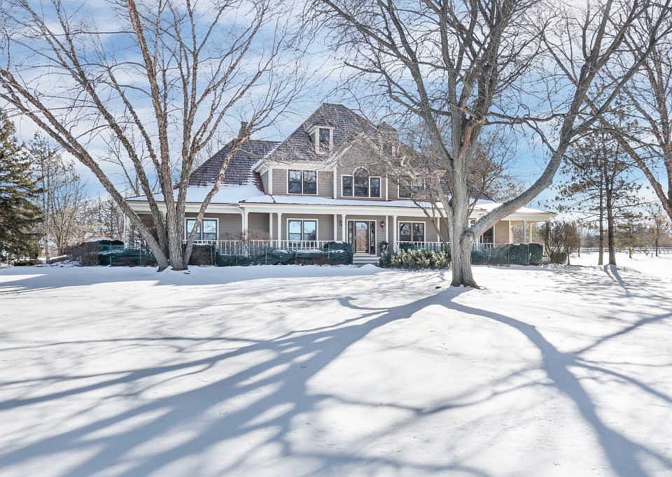 1st image of 37137 N Thoroughbred Dr
