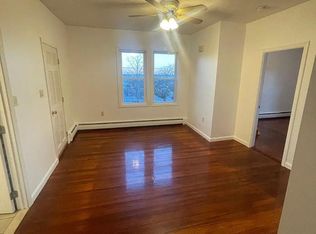 469 Mount Hope Ave #1, Fall River, MA 02724