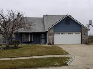 611 Pellston Dr, Fort Wayne, IN
