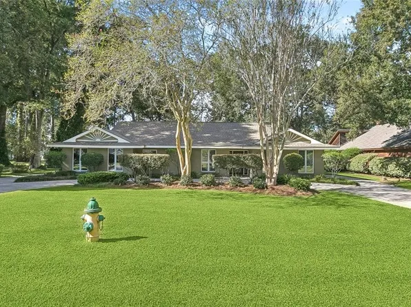 689 N Beau Chene Dr, Mandeville, LA 70471