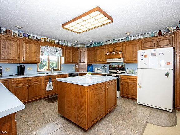 3rd image of 6331 County Road 52