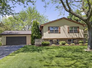 18N908 Barko Pkwy, Huntley, IL 60142