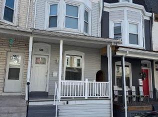 334 Hollenbach St, Reading, PA 19601