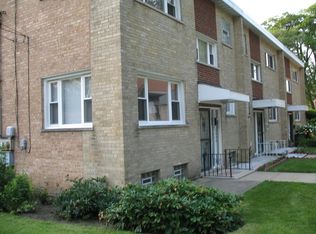 2006 Lake St, Evanston, IL 60201