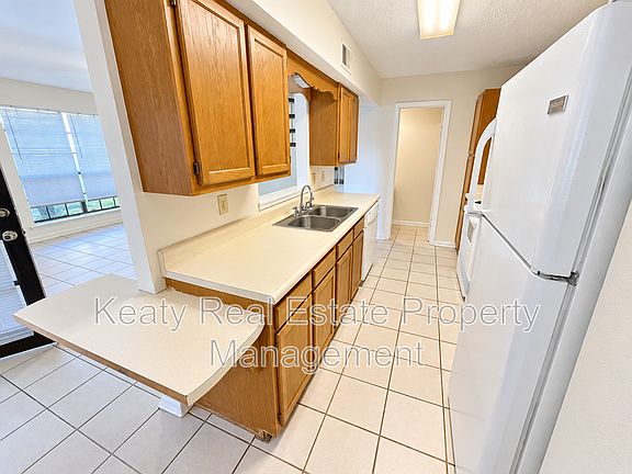 5th image of 111B Shekel Dr