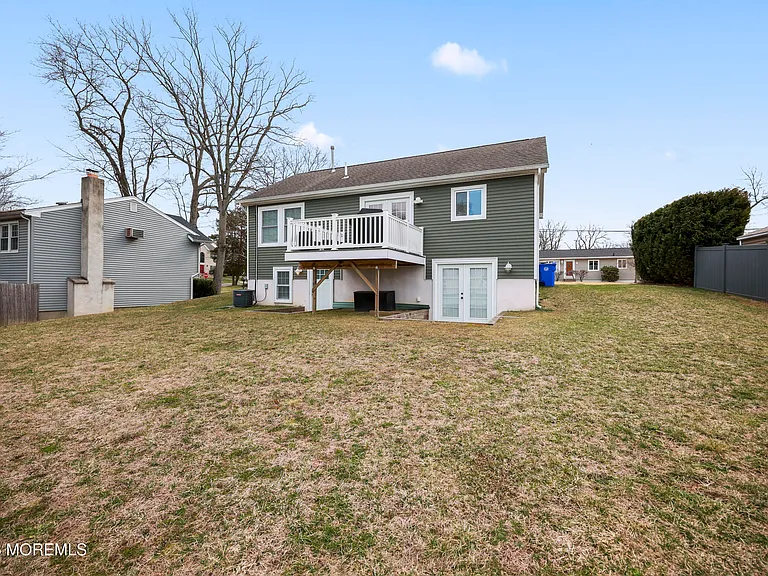 5 Cortland Rd — Photo 27