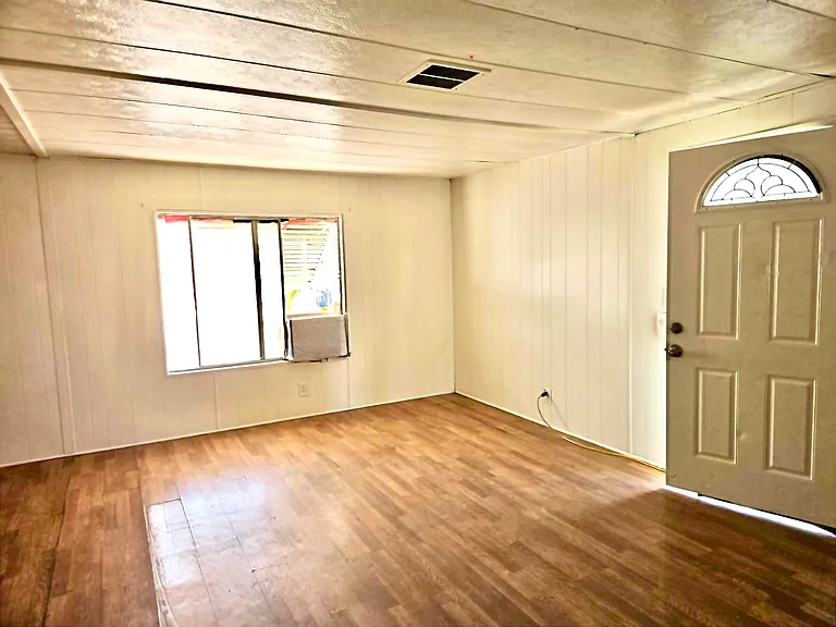 1681 Emerald Way — Photo 7