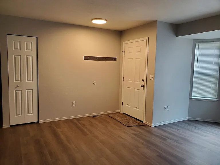 4127 Phillips Rd SE — Photo 3