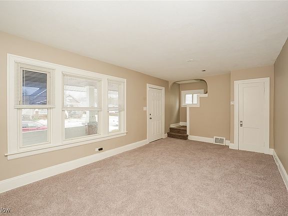5th image of 4917 Stickney Ave