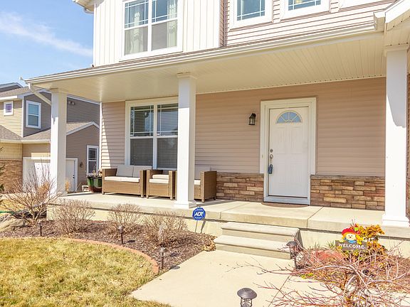5th image of 2542 Lupine Ct