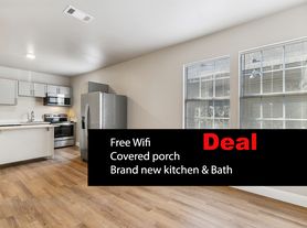 2526 Aubry St, New Orleans, LA