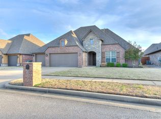 7612 E 83rd St N, Owasso, OK 74055