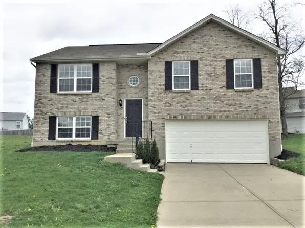 17 Grouse Dr, Amelia, OH 45102