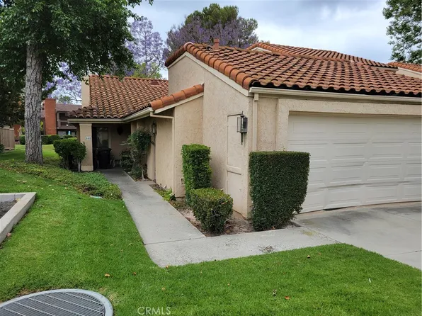 668 Colonial Cir, Fullerton, CA 92835