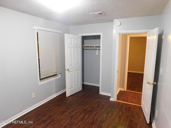 4th image of 926 PHEASANT Drive