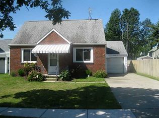 76 S Century Rd, Cheektowaga, NY 14215