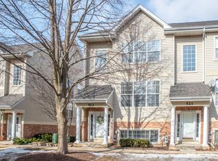 523 Pheasant Trl, Saint Charles, IL 60174
