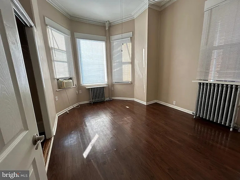 152 N 21st St #2R — Photo 9