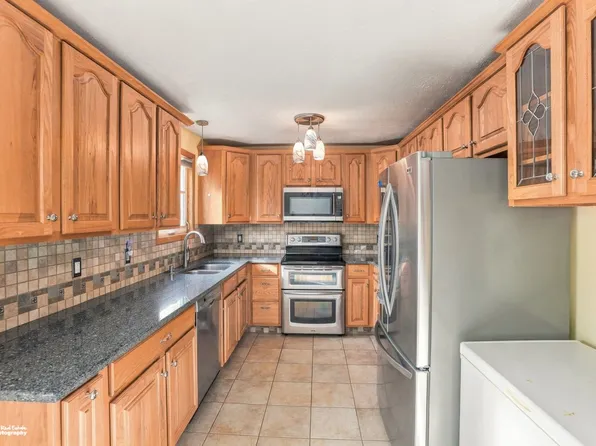 3628 Gardner St, Anchorage, AK 99508