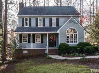 110 Leeward Ct, Cary, NC 27511