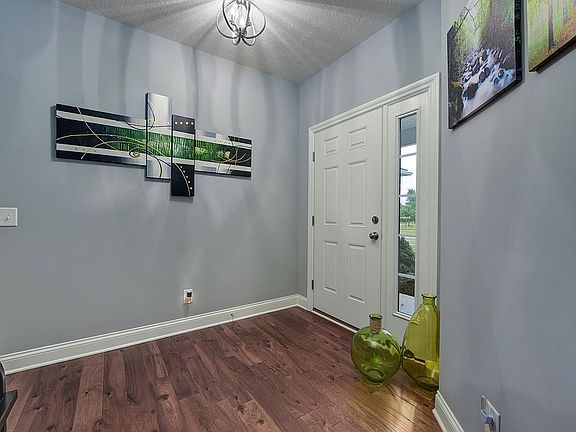 2nd image of 33228 Belladon Ct