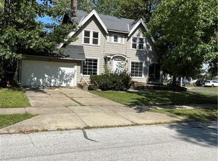 1730 Wood Rd, Cleveland Heights, OH 44121