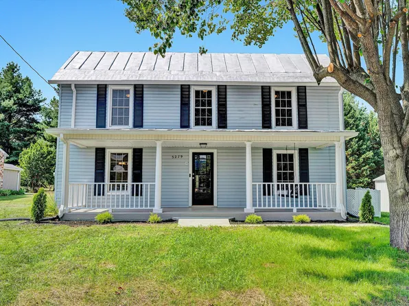 5279 Historic Dr, Elliston, VA 24087