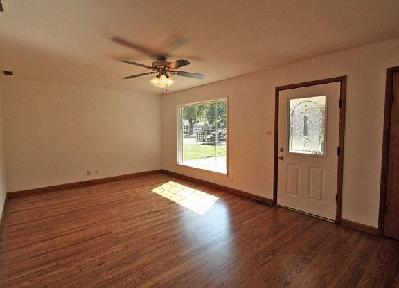 5th image of 3816 E Negley Ave