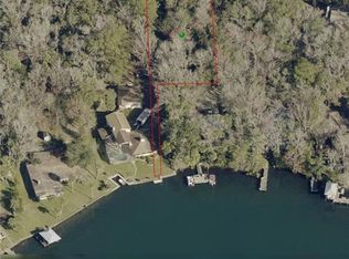 9744 W Halls River Rd, Homosassa, FL 34448